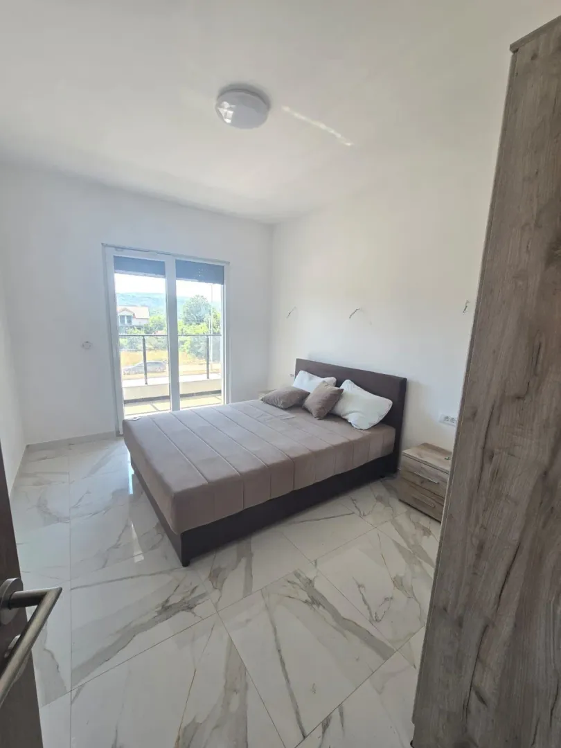 Rent, two bedroom apartment, 70m², Radanovići, Kotor