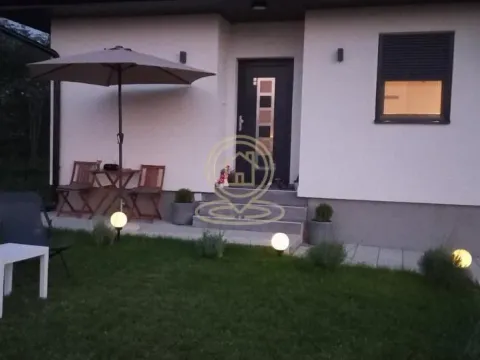 Sale, house, 100m², Voždovac Sve Podlokacije, Beograd - image 7