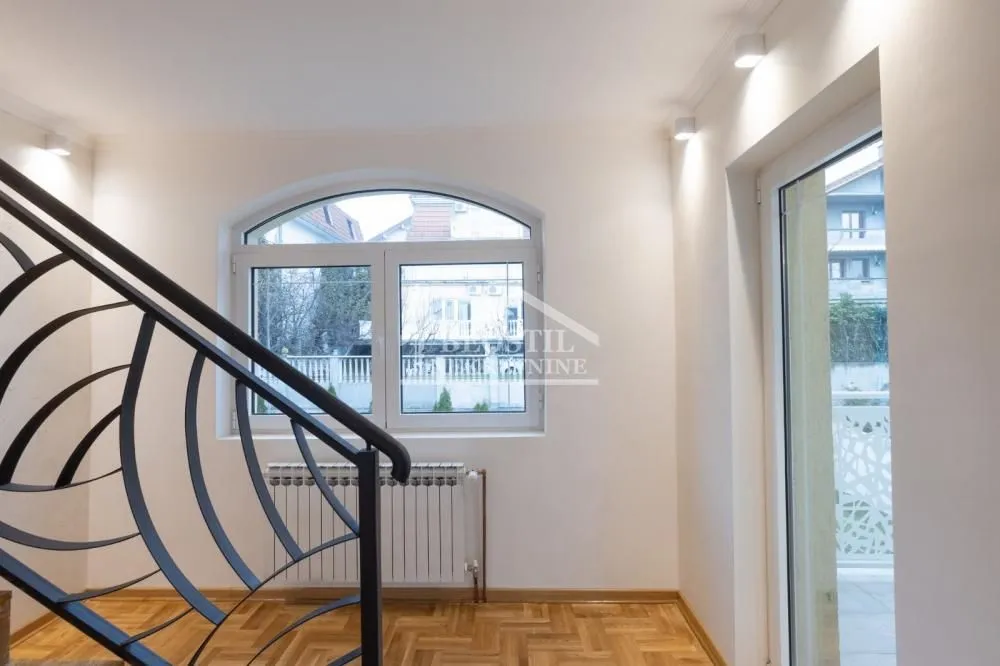 Izdavanje, kuća, 417m², Jajinci, Voždovac Sve Podlokacije