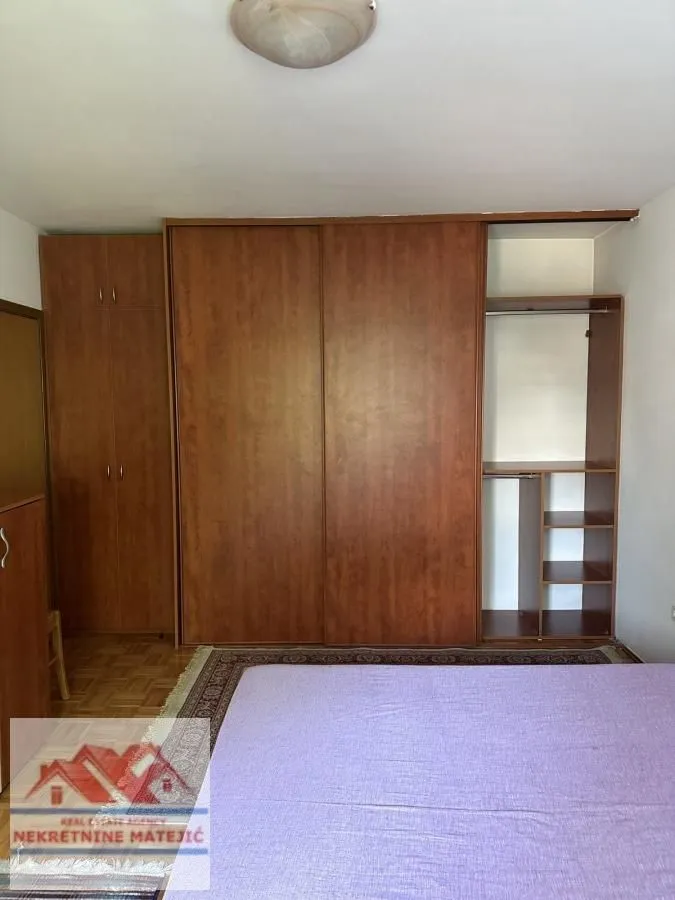 Prodaja, dvosoban stan, 60m², Centar, Kragujevac