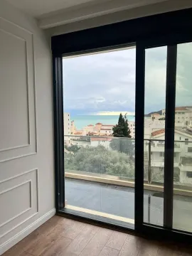 Sale, two bedroom apartment, 82m², Bečići, Budva - image 6