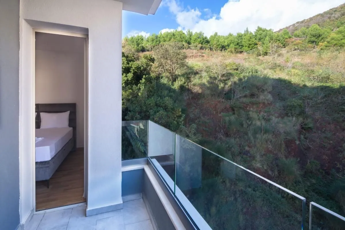 Sale, two bedroom apartment, 55m², Bečići, Budva