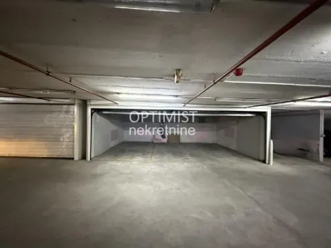 Sale, four bedroom apartment, 157m², Lion, Zvezdara Sve Podlokacije - image 17