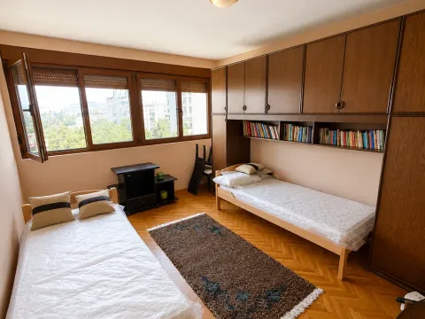 Rent, two bedroom apartment, 65m², Pejton, Podgorica - image 10
