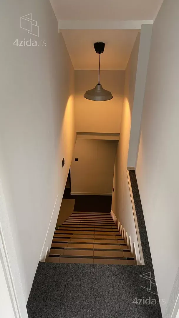 Rent, office space, 152m², Fon (Fon - Bilećka), Voždovac Sve Podlokacije