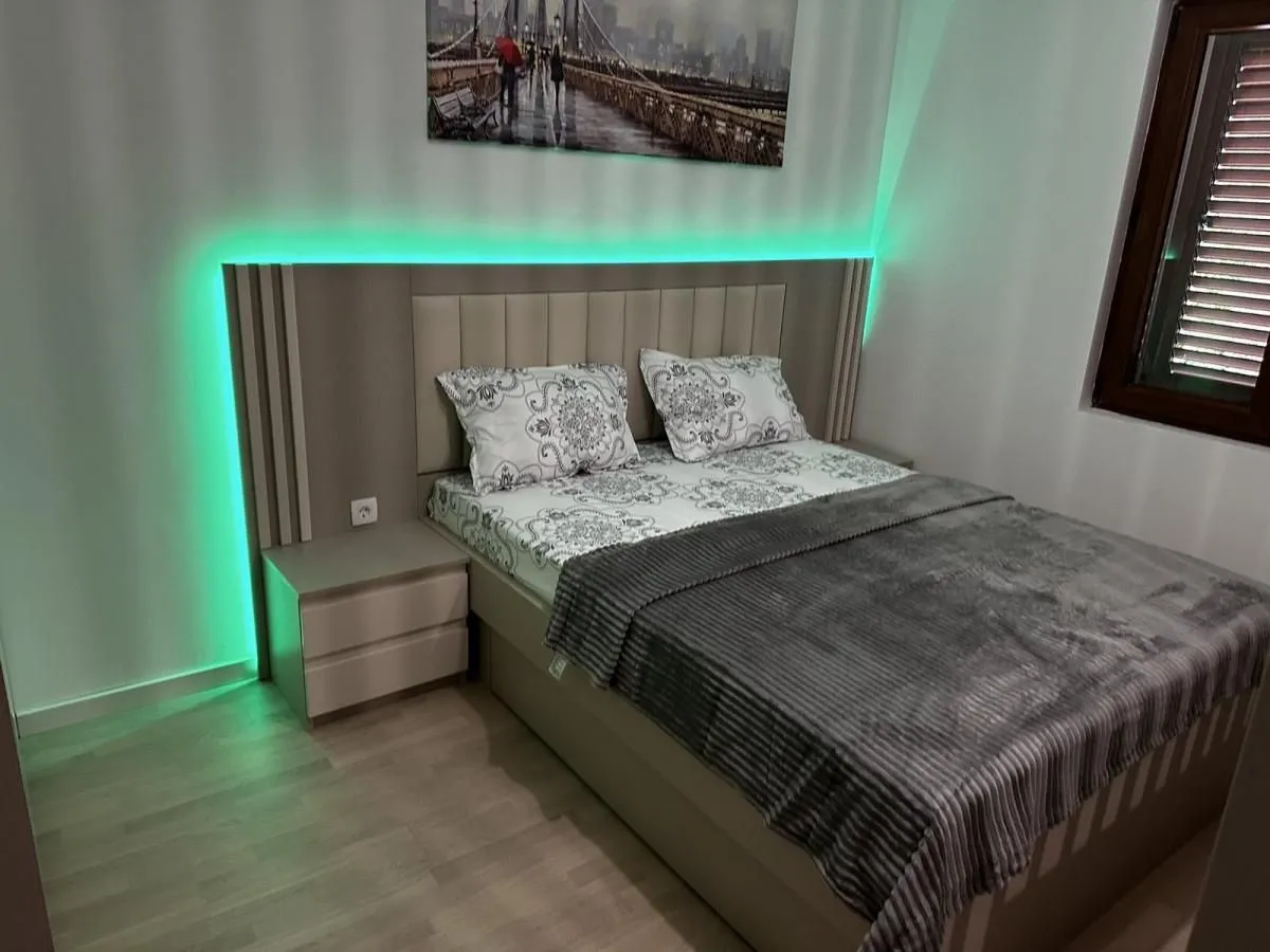Rent, one bedroom apartment, 42m², Tivat, Crna Gora