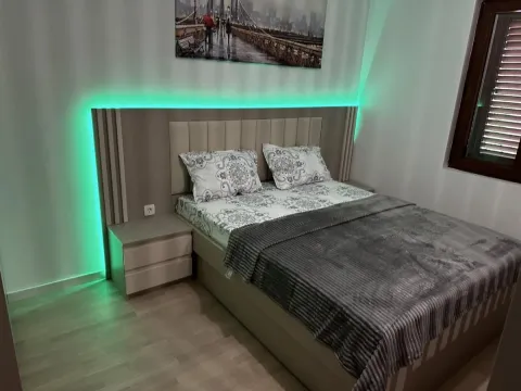 Izdavanje, jednosoban stan, 42m², Tivat, Crna Gora - image 7