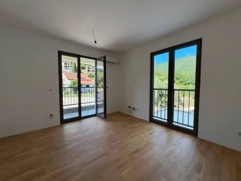 Prodaja, jednosoban stan, 40m², Donja Lastva, Tivat - image 5