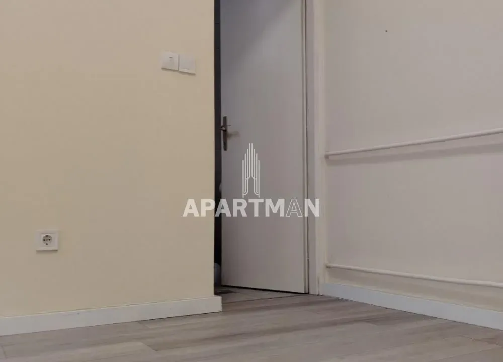 Prodaja, poslovni prostor, 26m², Vračar Hram, Vračar Sve Podlokacije