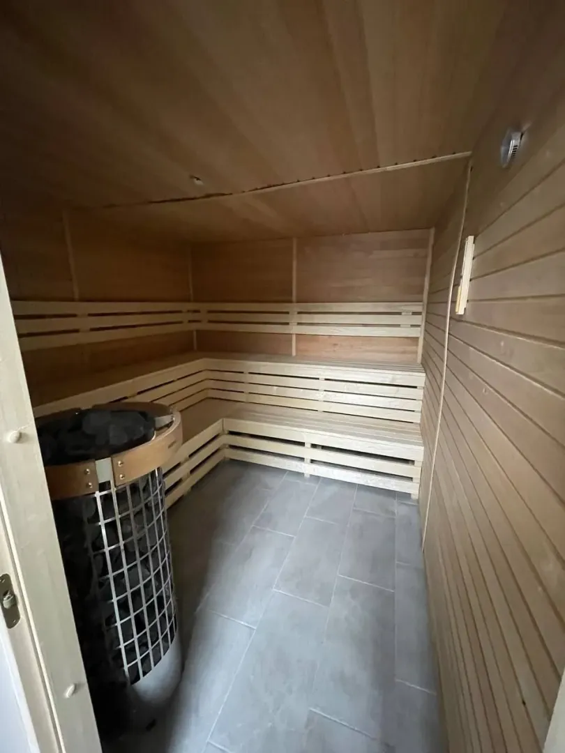 Sale, two bedroom apartment, 55m², Bečići, Budva