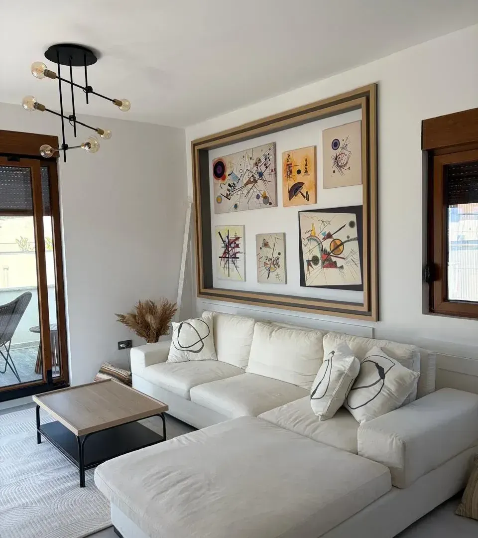 Izdavanje, stan, 70m², Tivat, Crna Gora