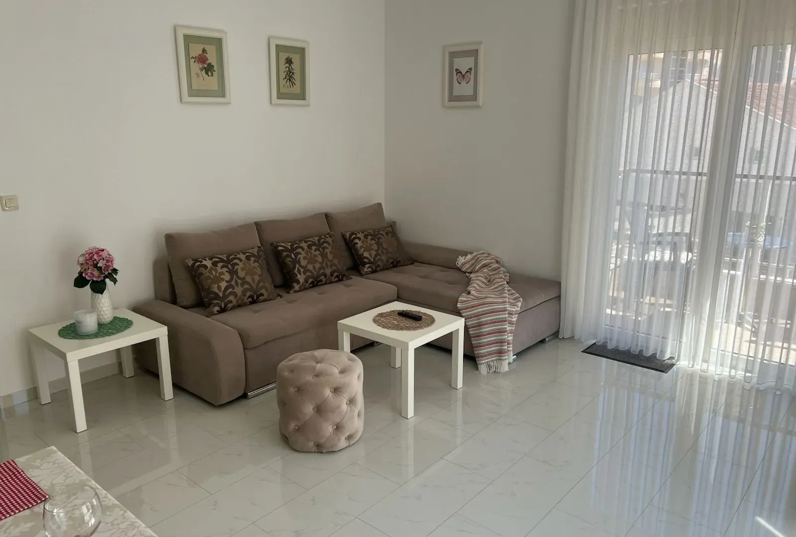 Rent, one bedroom apartment, 52m², Centar, Budva