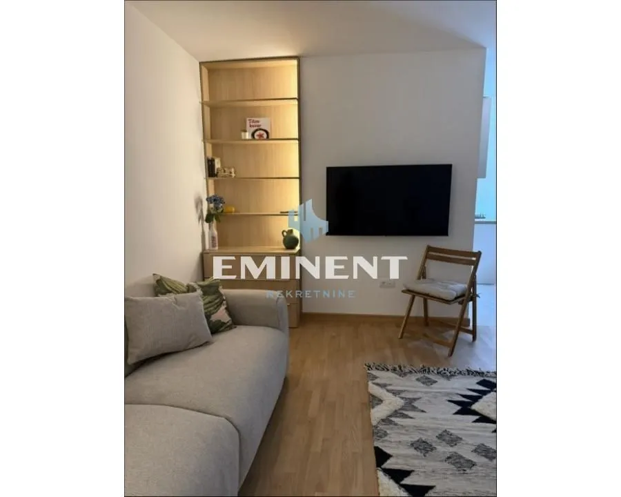 Rent, one bedroom apartment, 33m², Savski Venac, Beograd