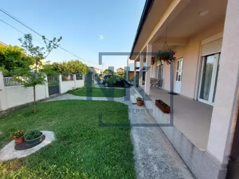 Prodaja, kuća, 120m², Tološi, Podgorica - image 2