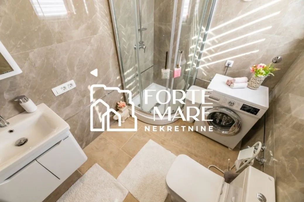 Prodaja, kuća, 160m², Zelenika, Herceg Novi