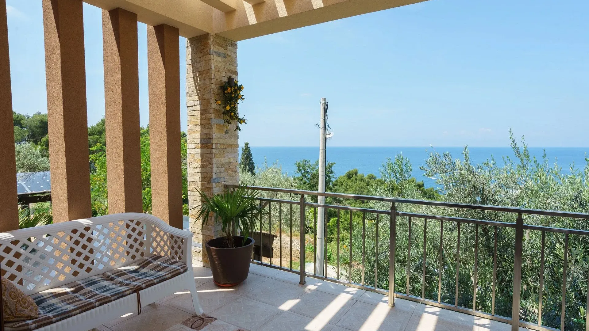 Sale, house, 240m², Sutomore, Bar