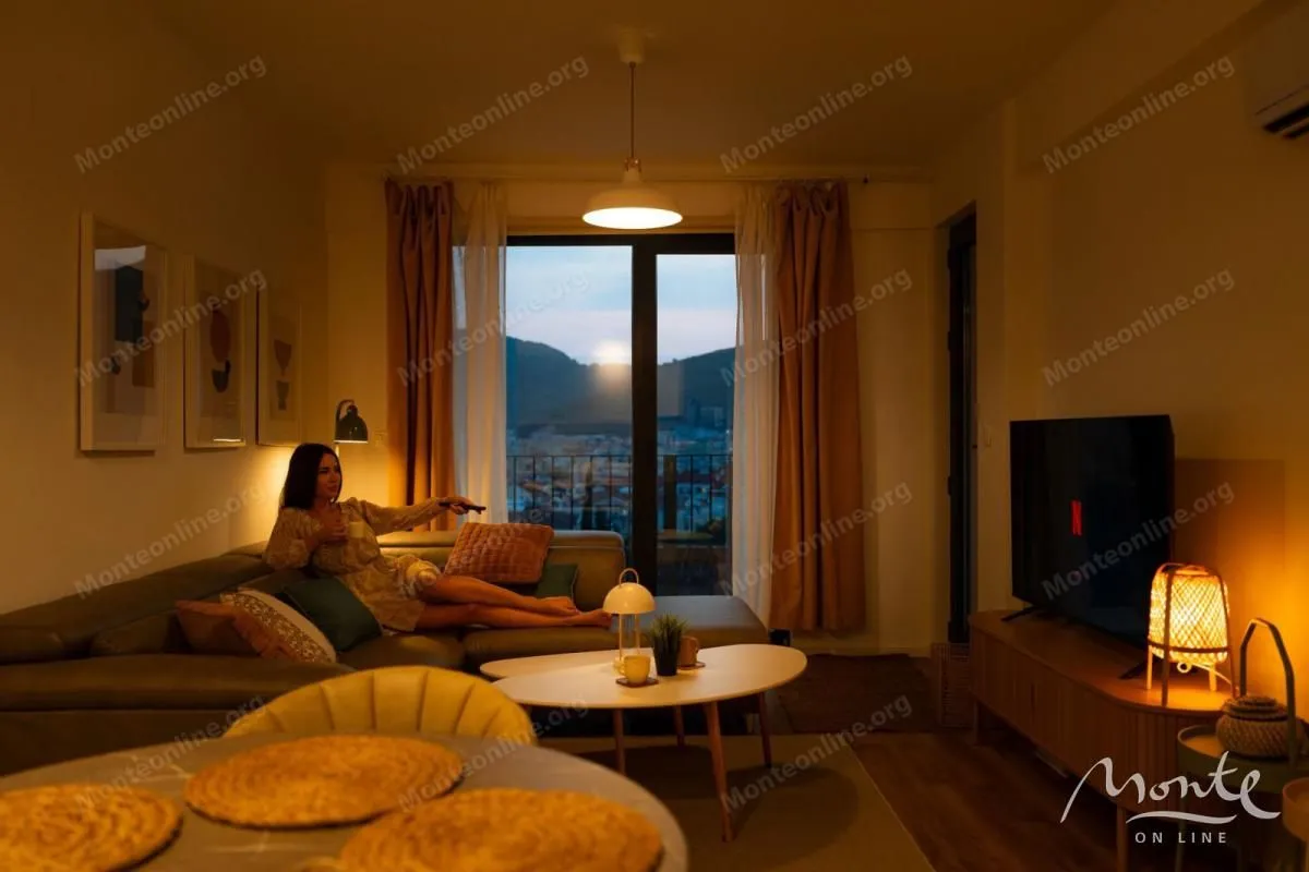 Prodaja, jednosoban stan, 36m², Podkošljun, Budva