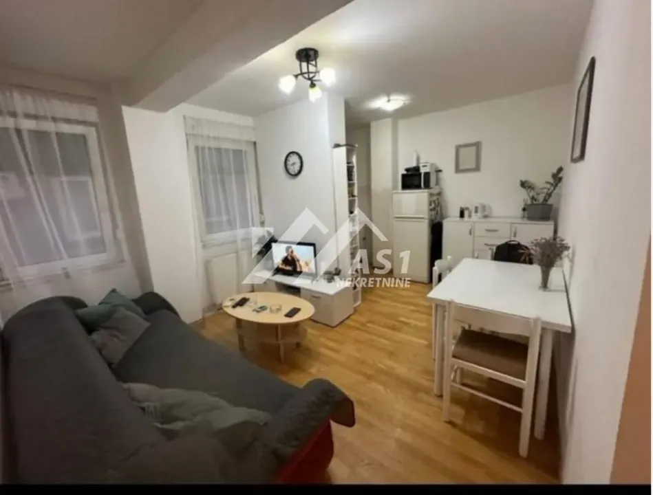 Izdavanje, jednosoban stan, 31m², Liman 4, Novi Sad Sve Podlokacije
