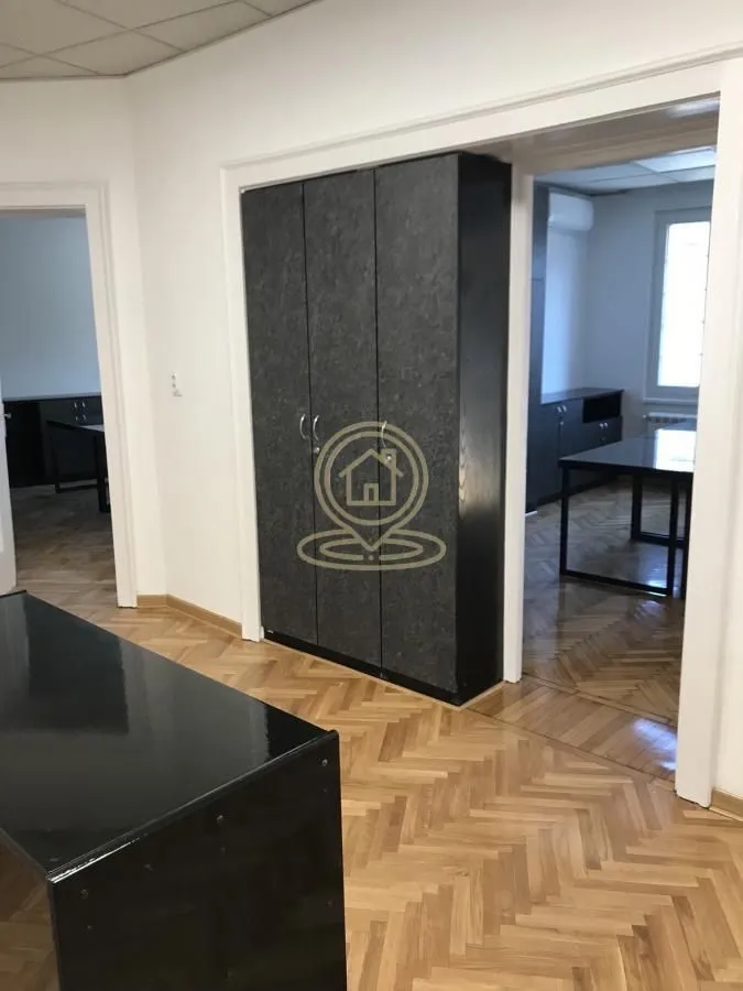 Rent, office space, 136m², Gundulićev Venac, Beograd