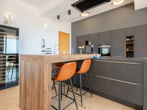 Prodaja, kuća, 228m², Kotor, Crna Gora - image 7