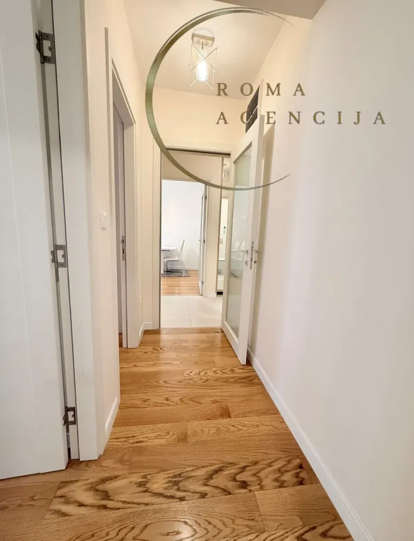 Rent, two bedroom apartment, 70m², Central Point, Podgorica
