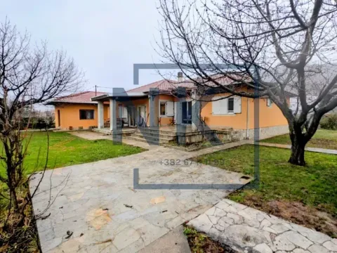 Rent, house, 170m², Tološi, Podgorica - image 3