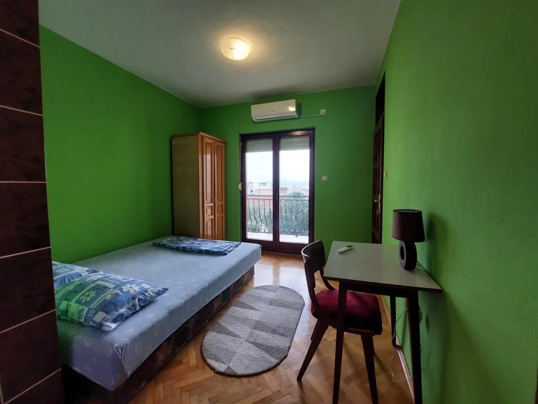 Izdavanje, garsonjera, 20m², Zeleni Pojas, Bar