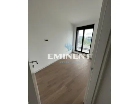 Izdavanje, trosoban stan, 90m², Novi Beograd Blok 67, Novi Beograd Sve Podlokacije - image 8