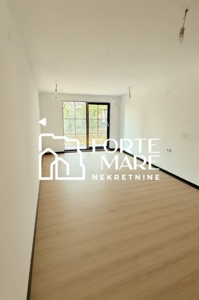 Prodaja, dvosoban stan, 103m², Herceg Novi, Crna Gora