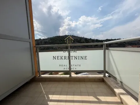 Izdavanje, jednosoban stan, 45m², City Kej, Podgorica - image 4