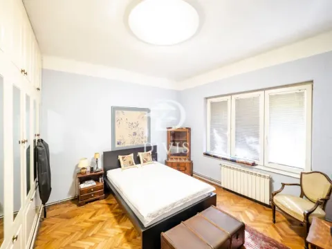 Prodaja, trosoban stan, 119m², Kalenić Pijaca, Vračar Sve Podlokacije - image 11