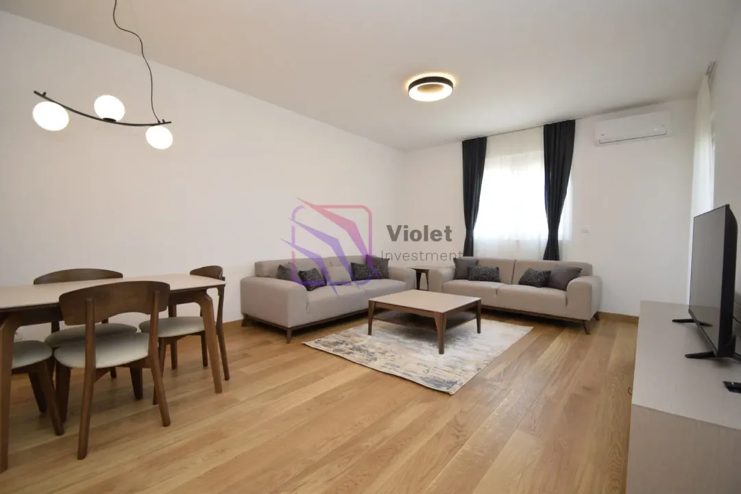 Izdavanje, dvosoban stan, 75m², New City, Podgorica