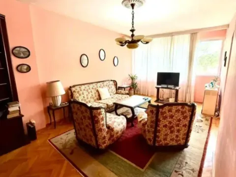 Prodaja, trosoban stan, 100m², Pejton, Podgorica - image 5