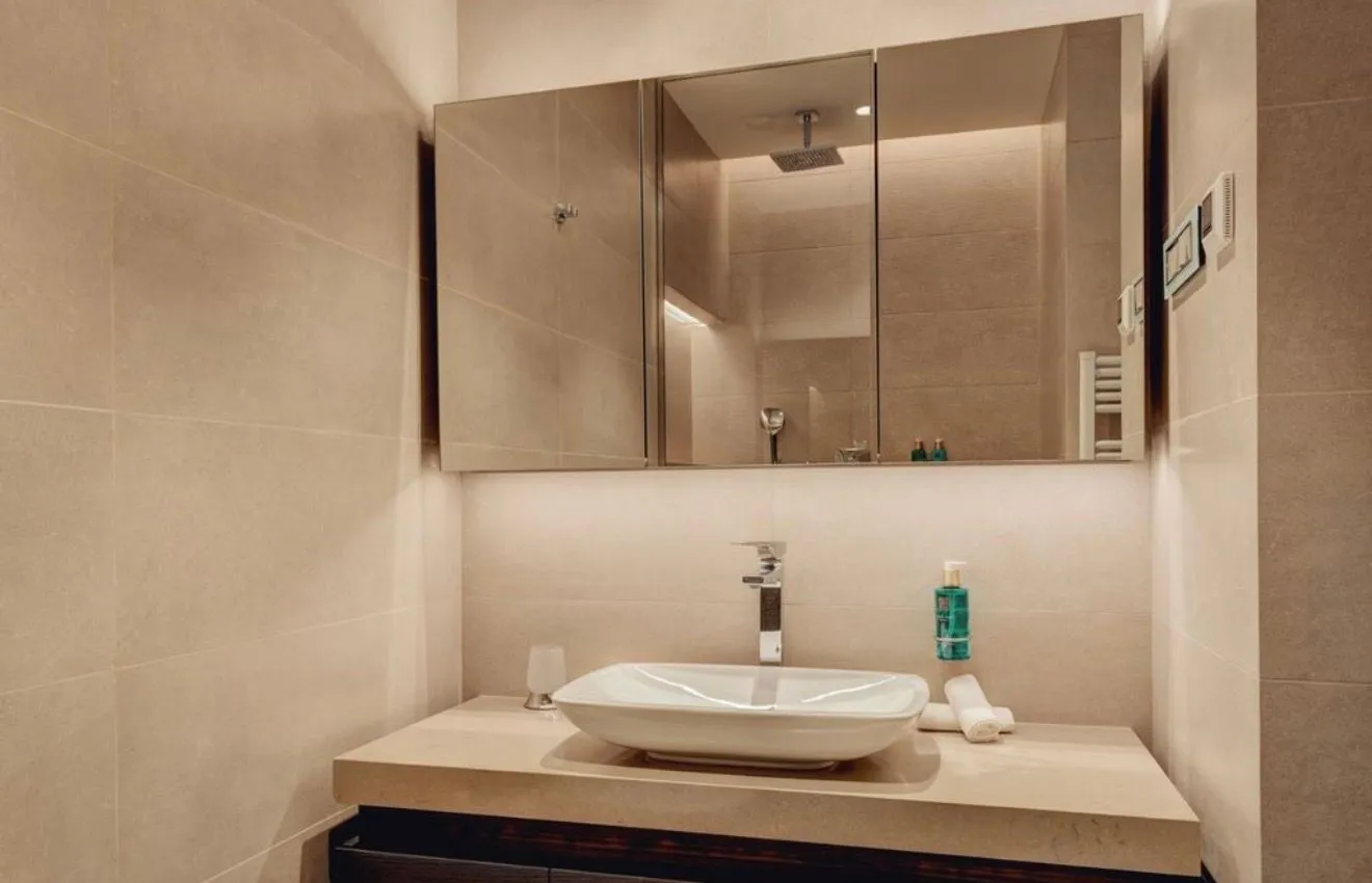 Prodaja, jednosoban stan, 82m², Portonovi, Herceg Novi
