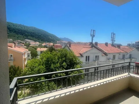 Sale, one bedroom apartment, 46m², Podmaine, Budva - image 10