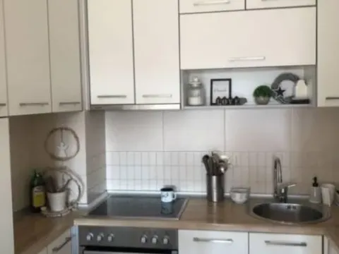 Izdavanje, jednosoban stan, 45m², Pobrežje, Podgorica - image 9