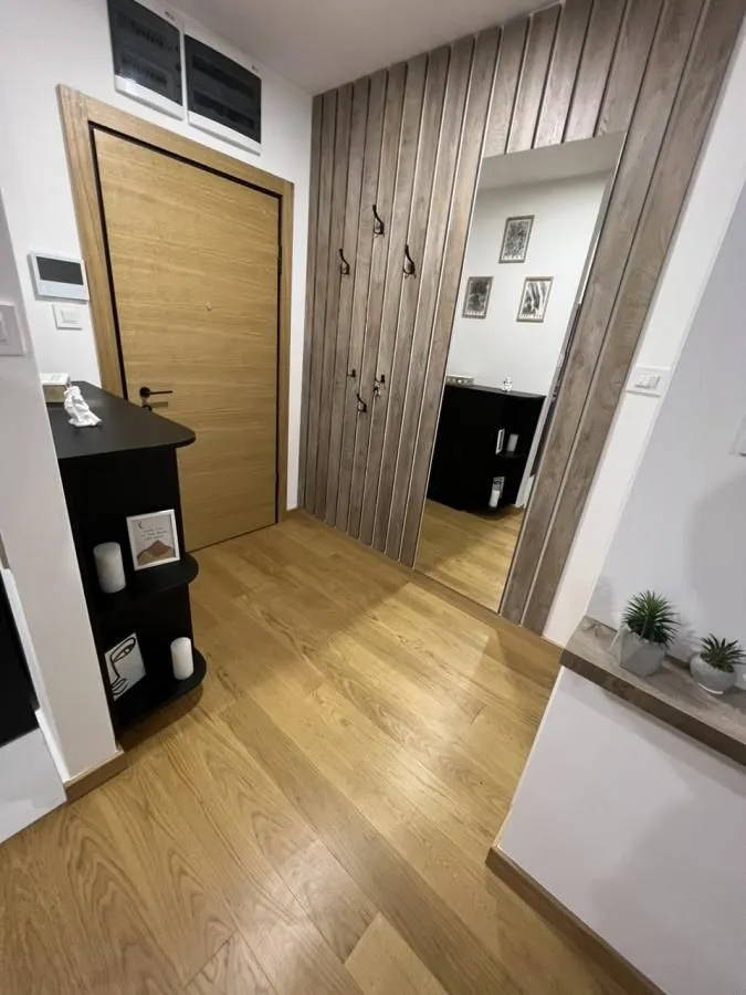 Prodaja, dvosoban stan, 48m², Rotkvarija, Novi Sad Sve Podlokacije