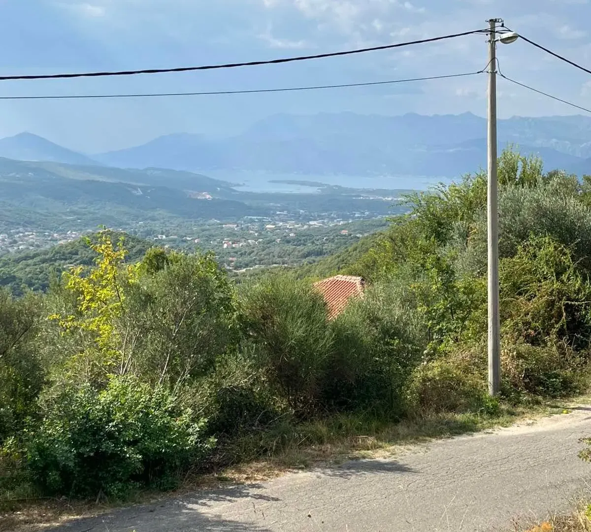 Prodaja, plac, 1321m², Kotor, Crna Gora
