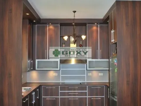 Prodaja, kuća, 210m², Zlatibor, Srbija - image 11