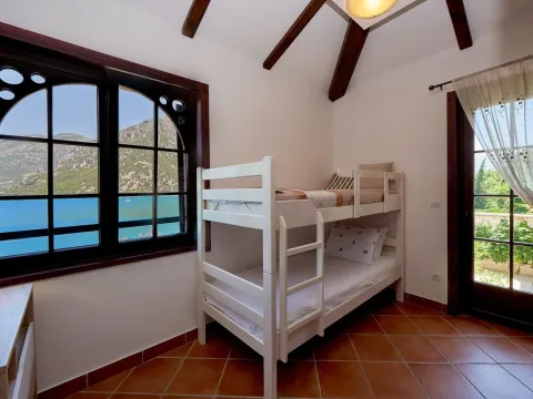 Sale, house, 235m², Kostanjica, Kotor - image 108