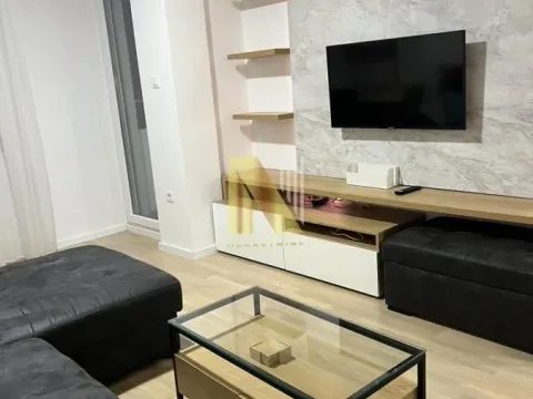 Izdavanje, jednosoban stan, 40m², Rotkvarija, Novi Sad Sve Podlokacije - image 3