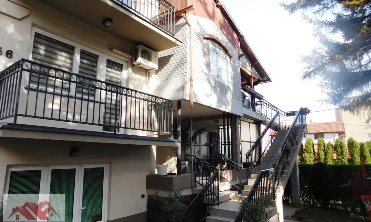 Prodaja, kuća, 113m², Centar, Kragujevac