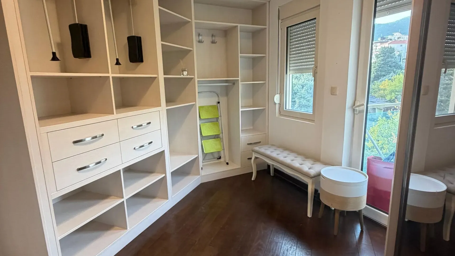 Sale, two bedroom apartment, 89m², Bečići, Budva