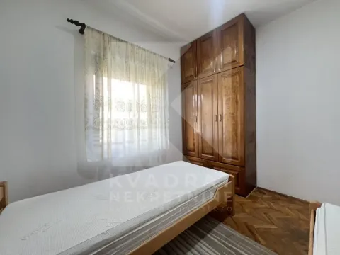 Rent, two bedroom apartment, 80m², Zlatica, Podgorica - image 8