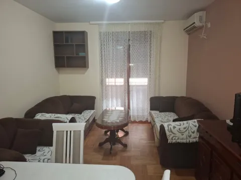 Rent, one bedroom apartment, 44m², Stari Aerodrom, Podgorica - image 2