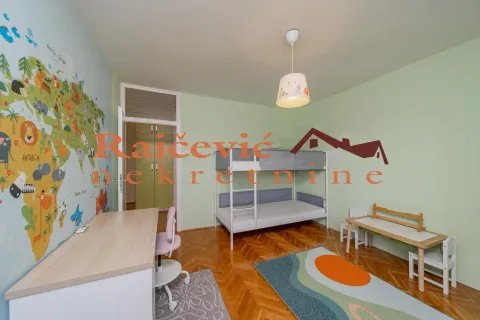 Prodaja, trosoban stan, 108m², Palilula, Niš - image 19