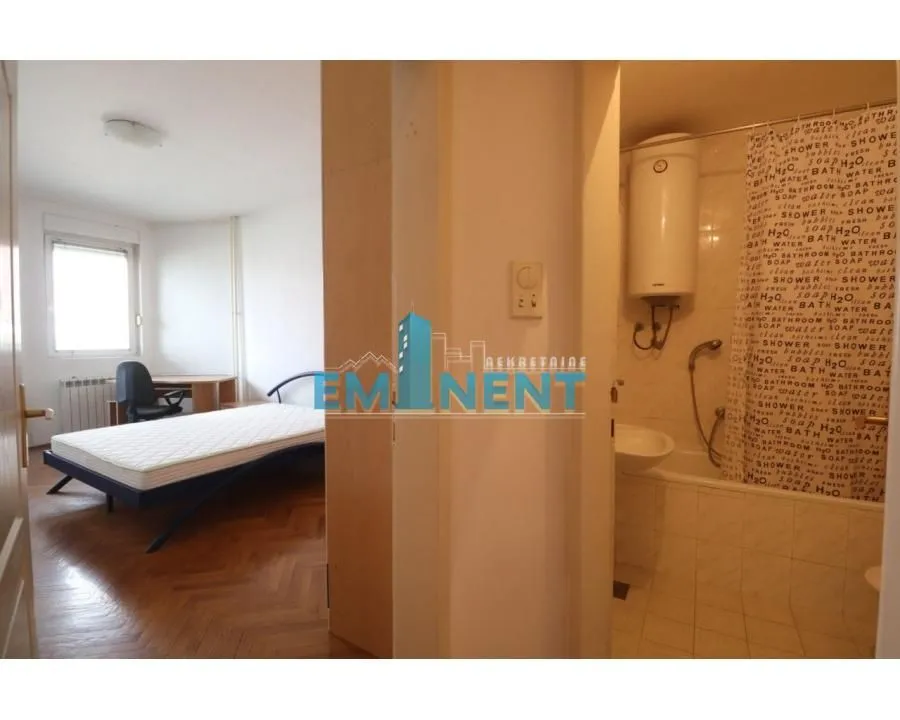 Izdavanje, dvosoban stan, 63m², Stari Grad, Beograd