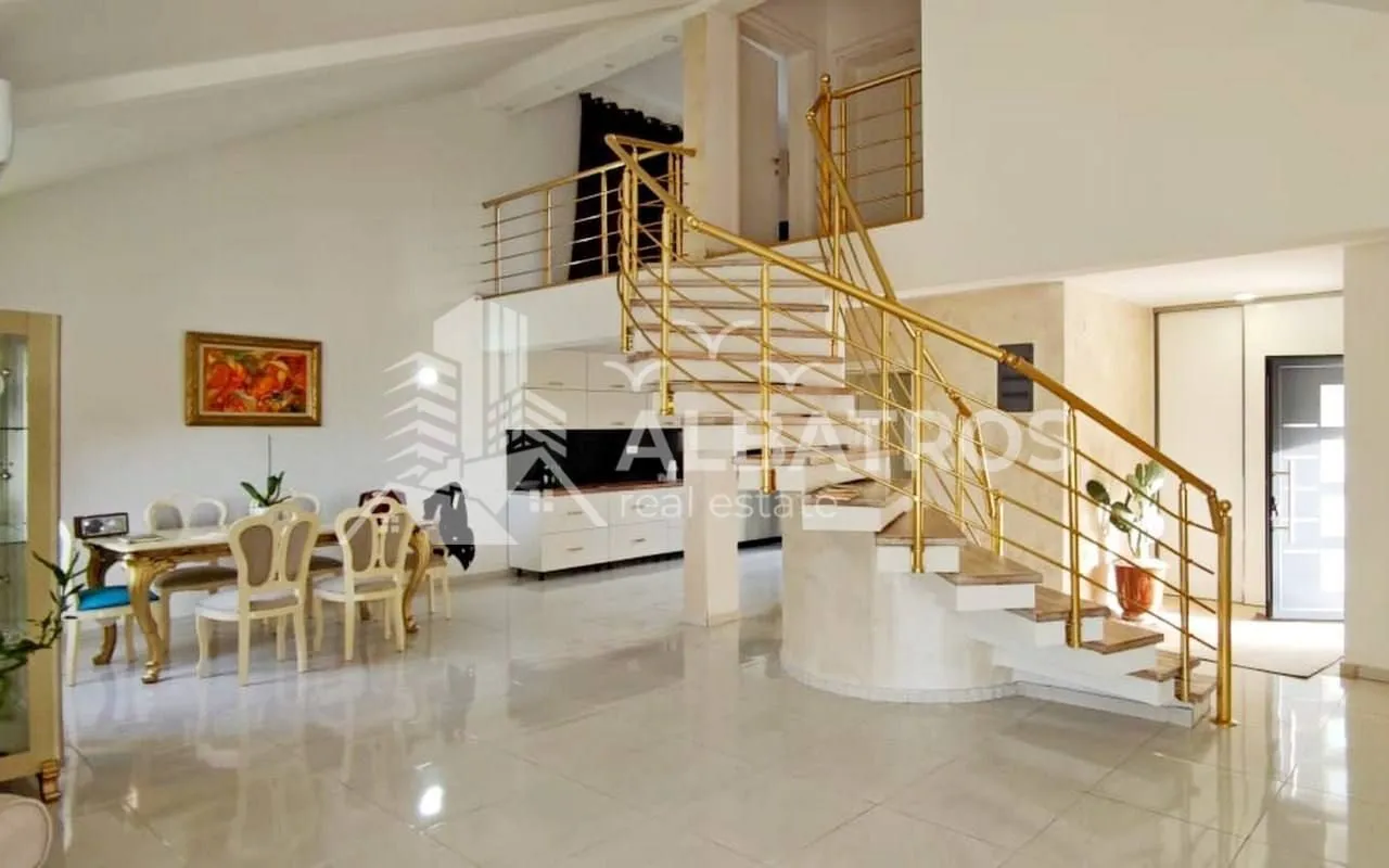 Sale, house, 112m², Polje, Bar