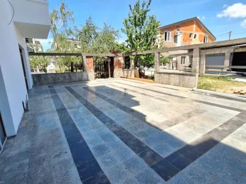 Rent, office space, 72m², Gornja Gorica, Podgorica - image 7