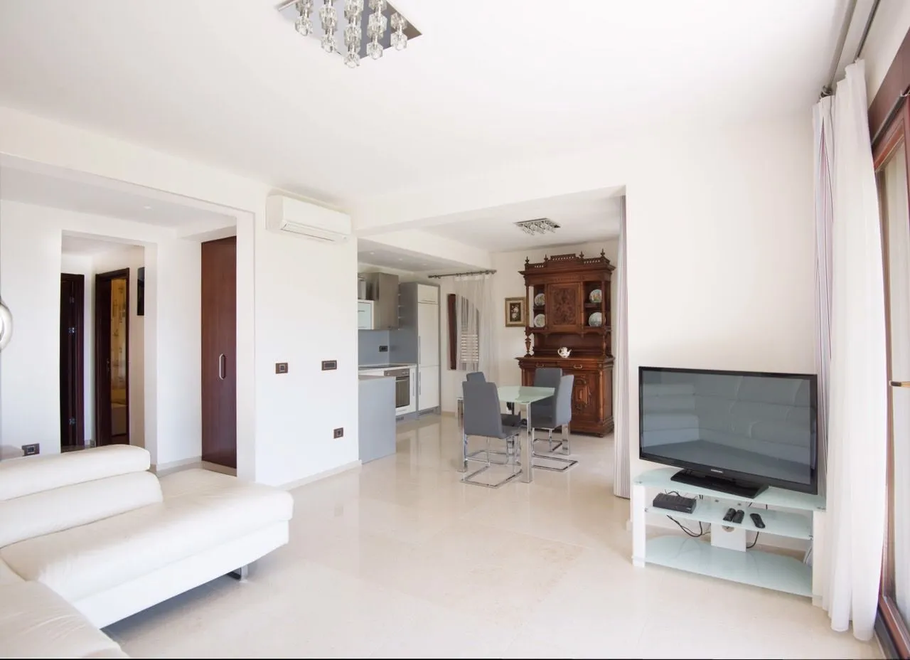 Sale, apartment, 88m², Petrovac, Budva